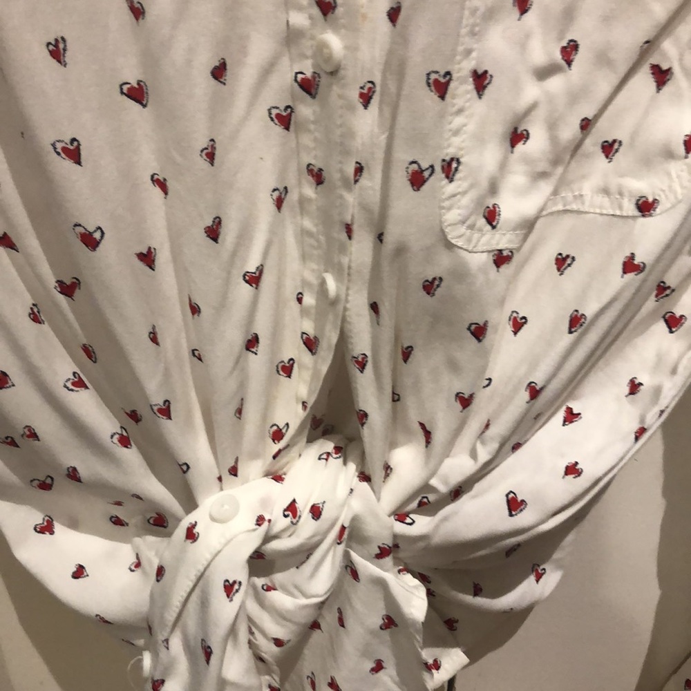 Beach Lunch lounge  top with many hearts.
